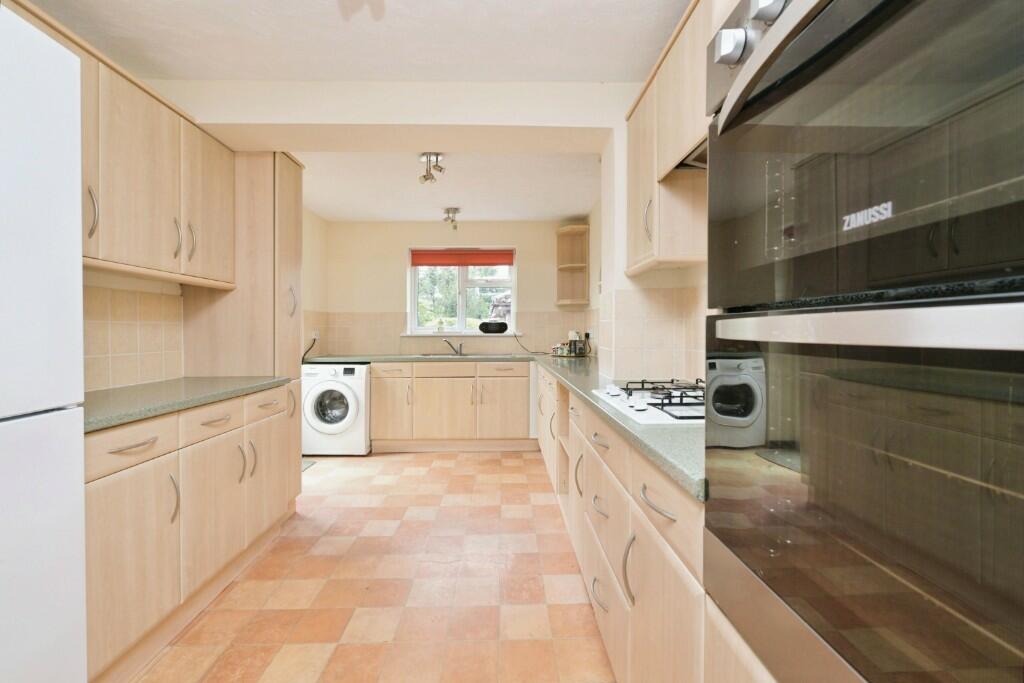 Additional property image - Hillway, CB21