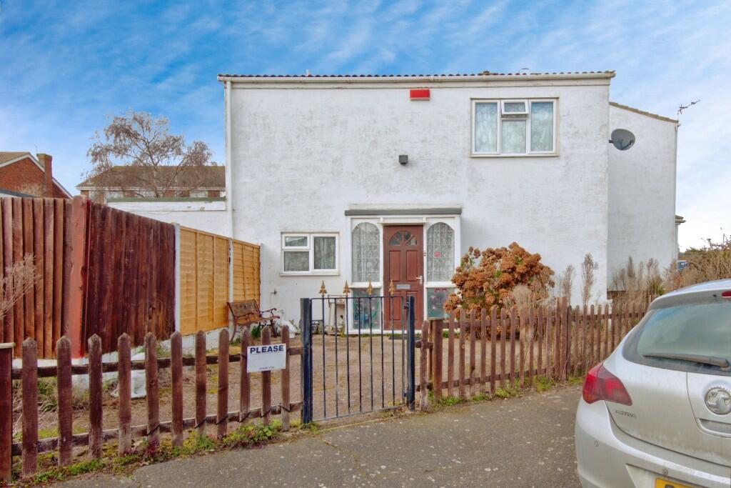 Main image of property: Seasalter Close, ME12