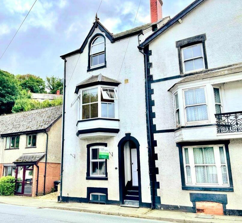 4 bedroom town house for sale in Walton House, 3 Queen Street