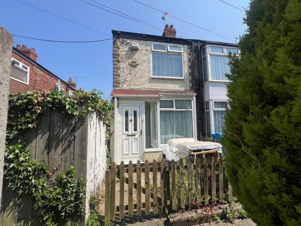 Main image of property: 1 Carrington Avenue, Manvers Street, Hull, North Humberside, HU5 2HL