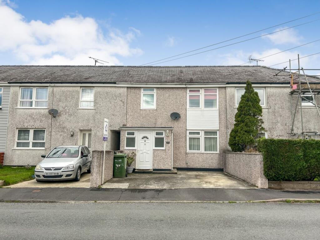 Main image of property: 37 Maes Gwynedd, Caernarfon, Gwynedd, LL55 1DL