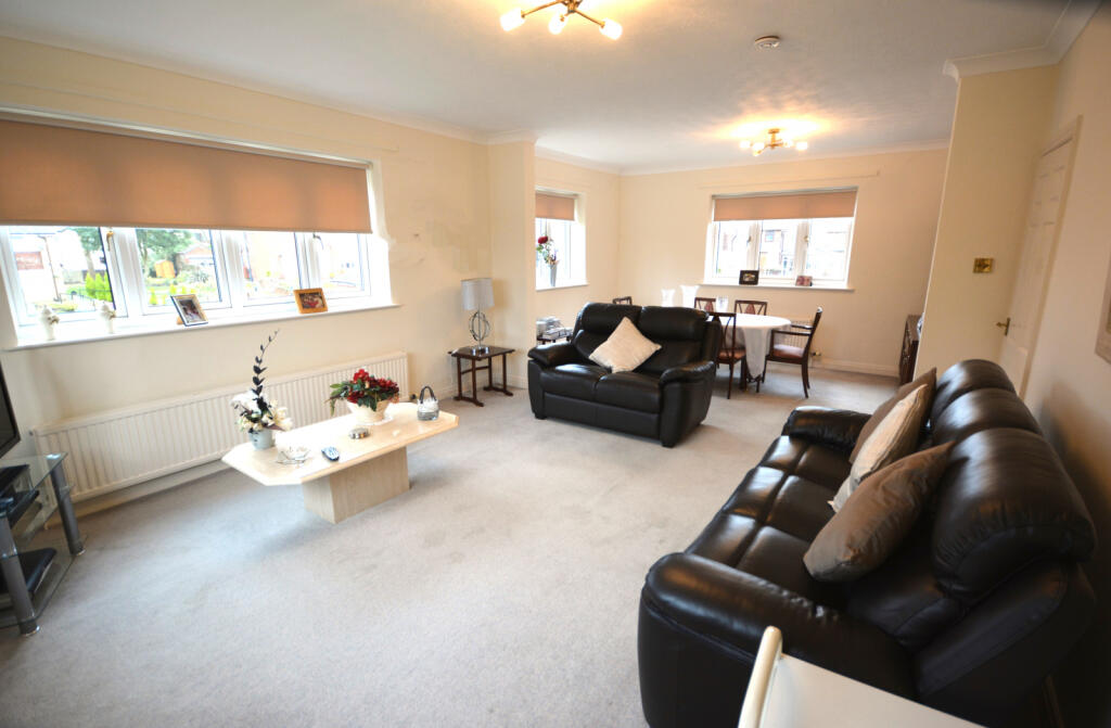 2 bedroom flat for sale in Holyrood House, Bury Old Road, Prestwich M25