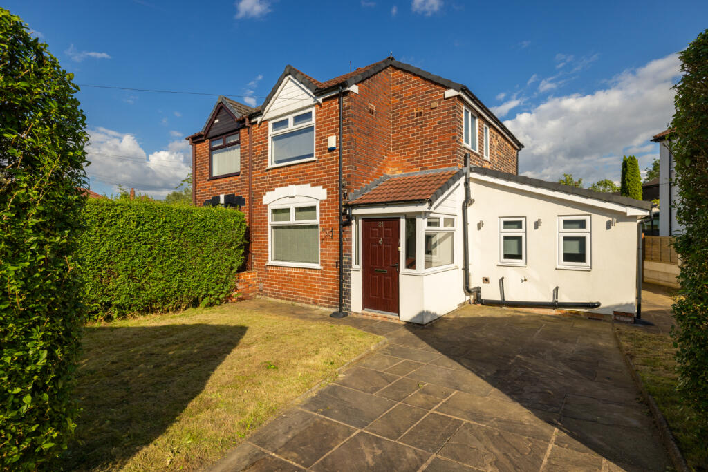 3 bedroom semidetached house for sale in Eastleigh Road, Prestwich