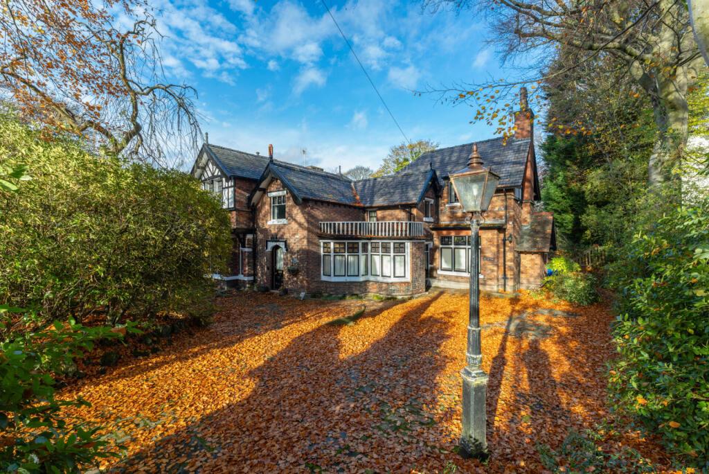 Main image of property: Singleton Road, Salford, M7 4NN