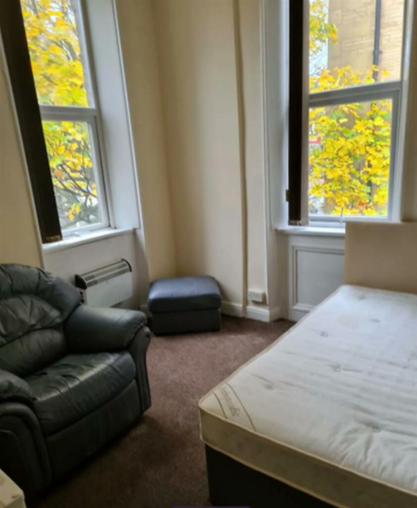 Additional property image - Mannville Terrace, Bradford