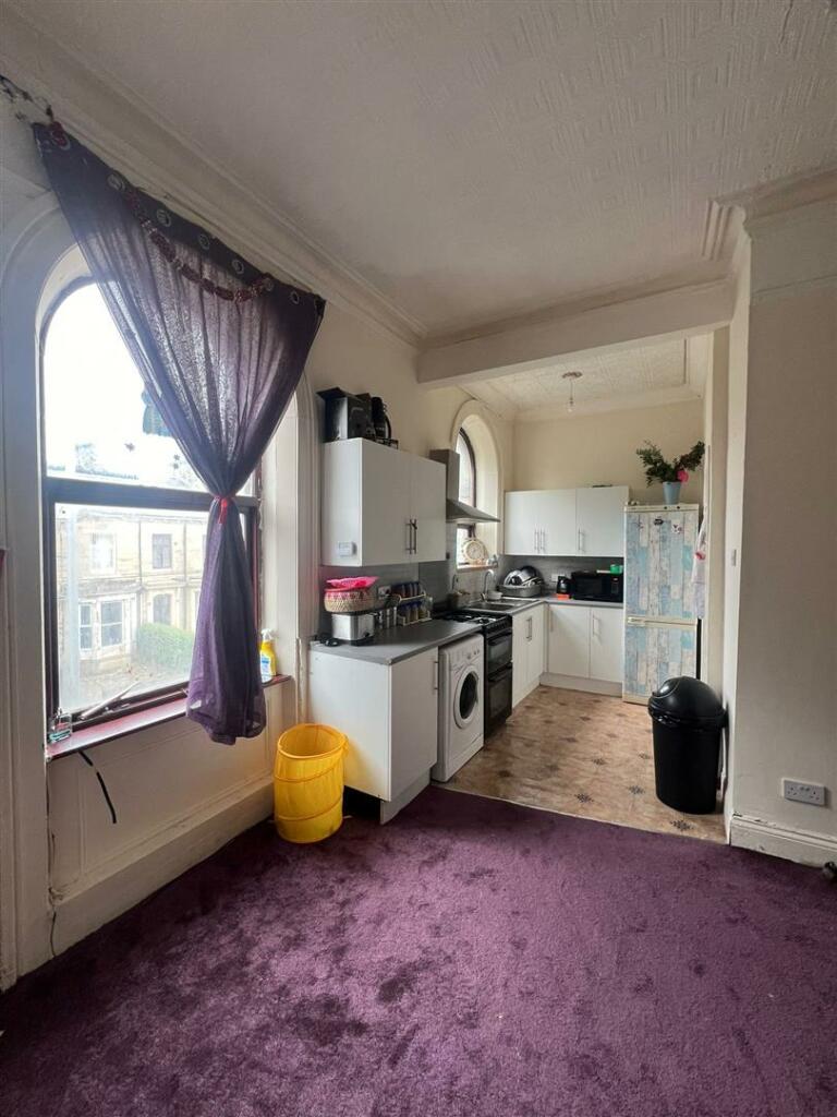 Additional property image - 31 Marlborough Road & 274 Lumb Lane, BD8 7LD