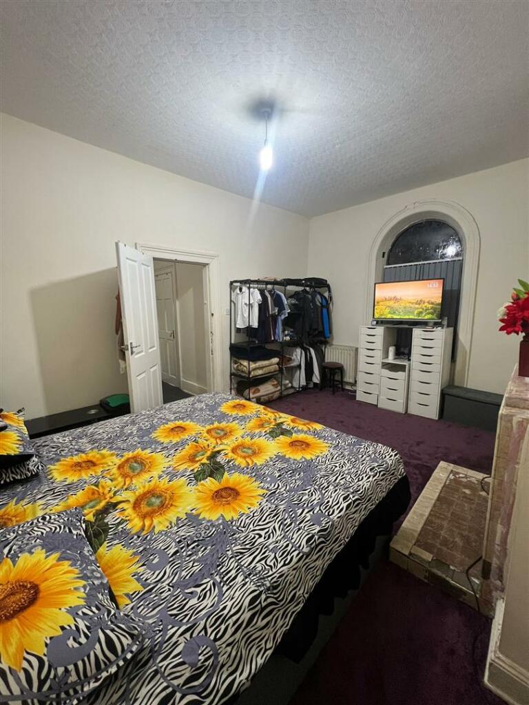 Additional property image - 31 Marlborough Road & 274 Lumb Lane, BD8 7LD