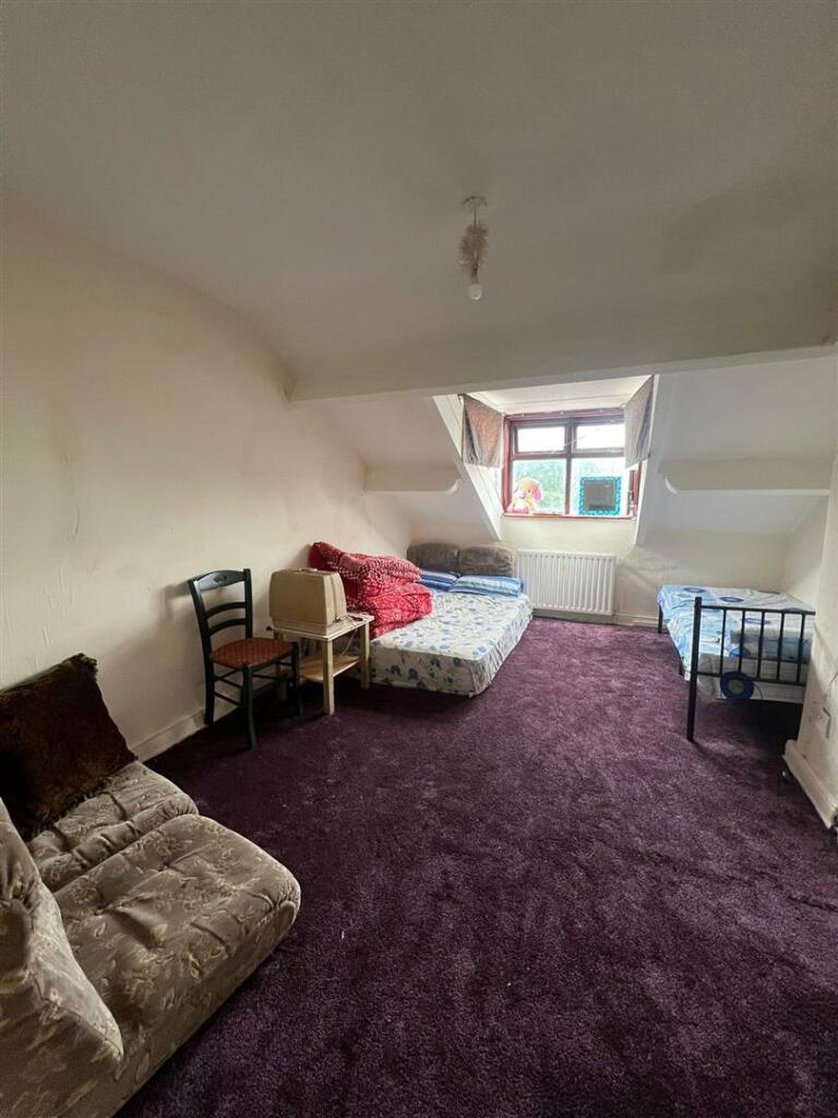 Additional property image - 31 Marlborough Road & 274 Lumb Lane, BD8 7LD