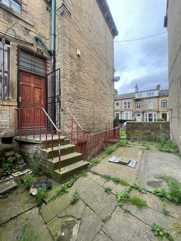 Additional property image - 31 Marlborough Road & 274 Lumb Lane, BD8 7LD
