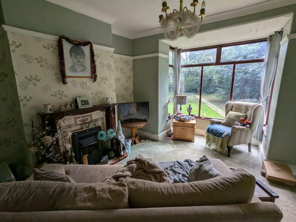 Additional property image - 1-11, Laburnum Place Apperley Bridge, Bradford, BD10 0NA