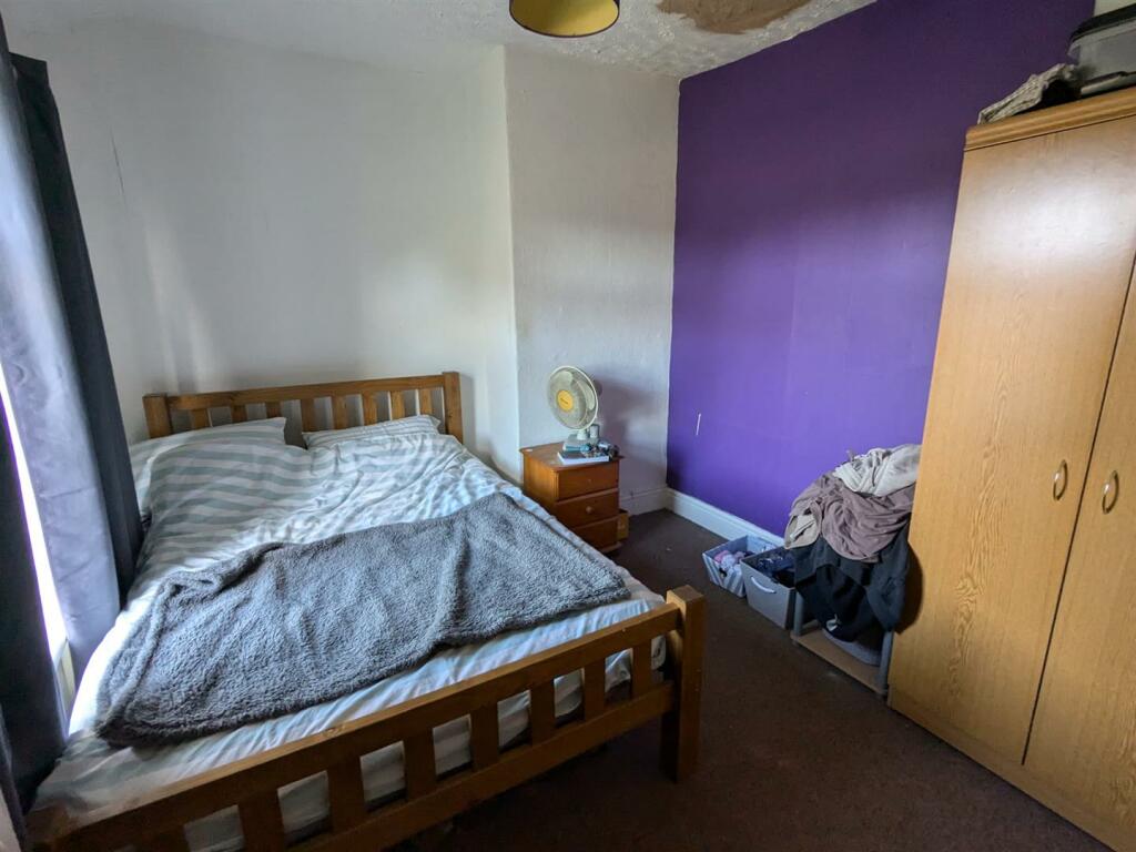 Additional property image - 1-11, Laburnum Place Apperley Bridge, Bradford, BD10 0NA