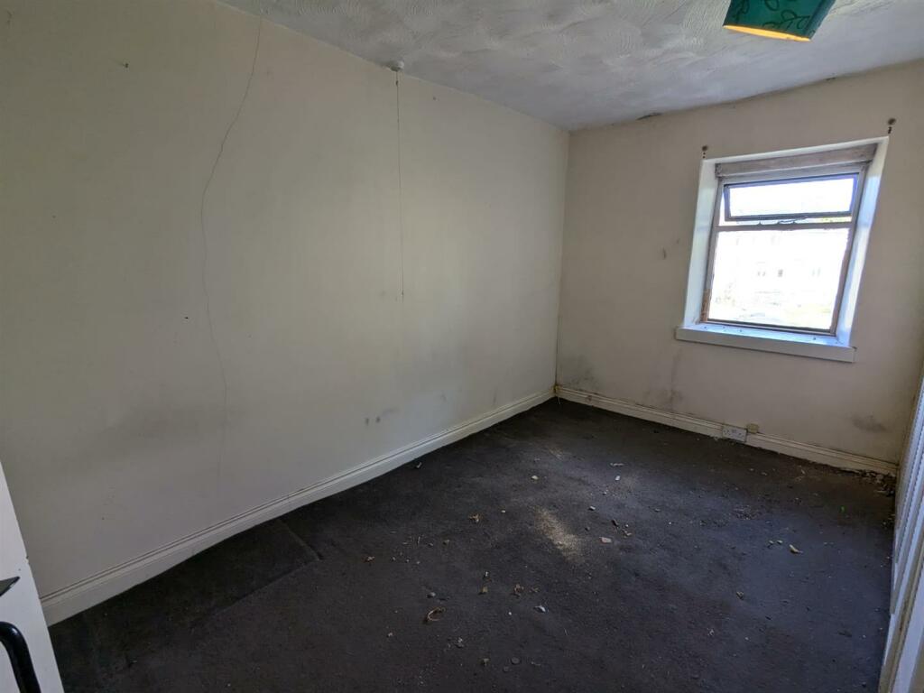 Additional property image - 1-11, Laburnum Place Apperley Bridge, Bradford, BD10 0NA