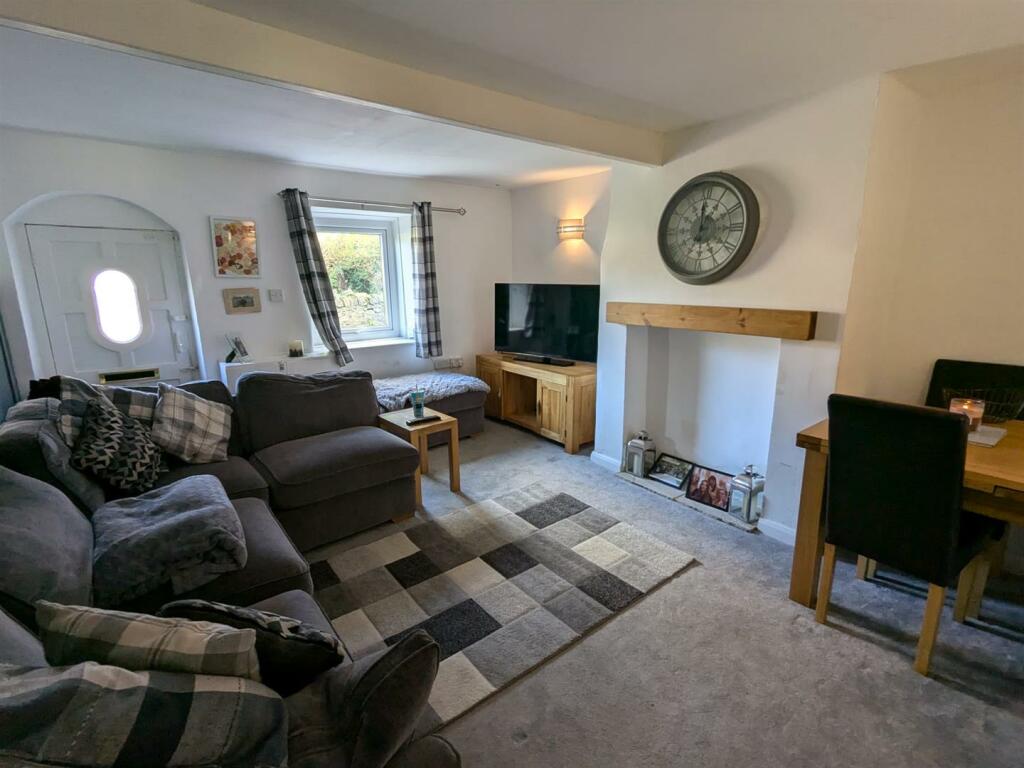 Additional property image - 1-11, Laburnum Place Apperley Bridge, Bradford, BD10 0NA