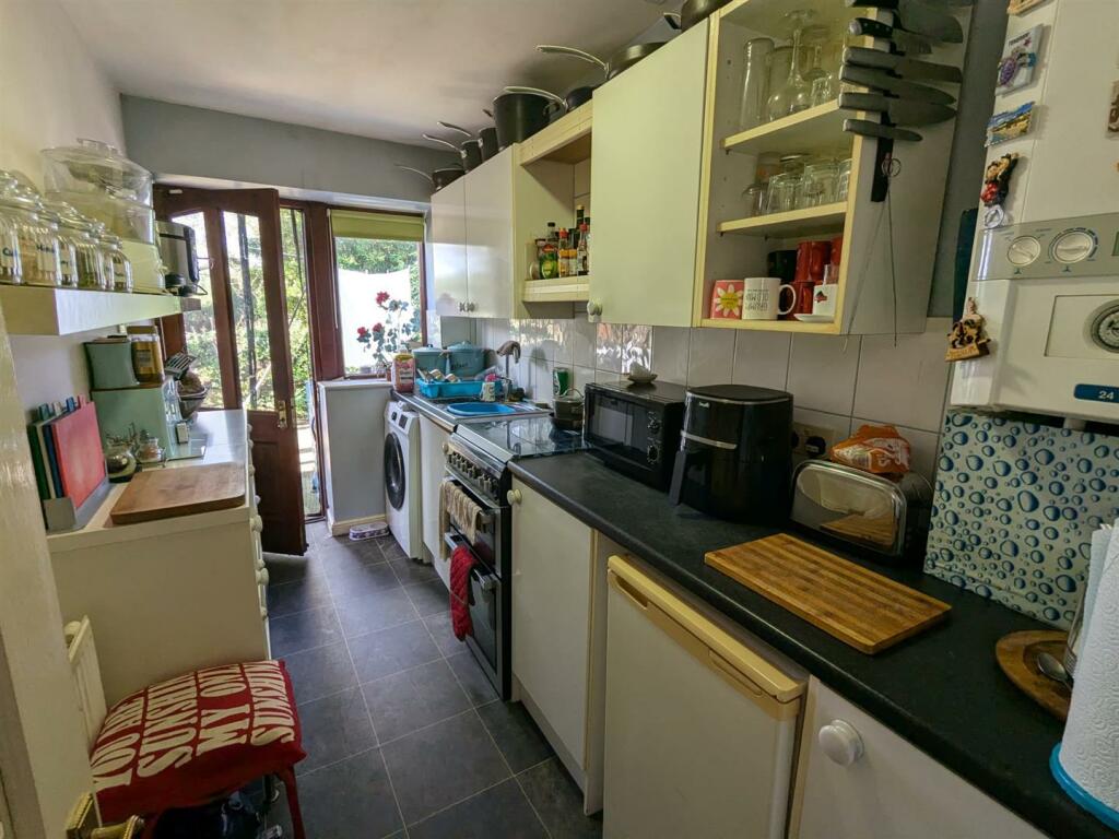 Additional property image - 1-11, Laburnum Place Apperley Bridge, Bradford, BD10 0NA