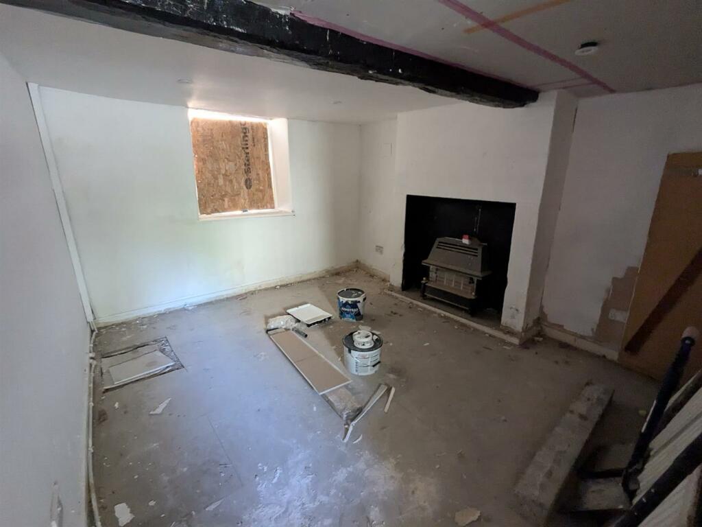 Additional property image - 1-11, Laburnum Place Apperley Bridge, Bradford, BD10 0NA