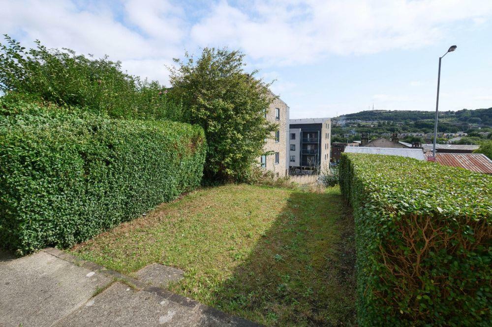 Additional property image - 18, Baildon Road Baildon, Shipley, BD17 6AE