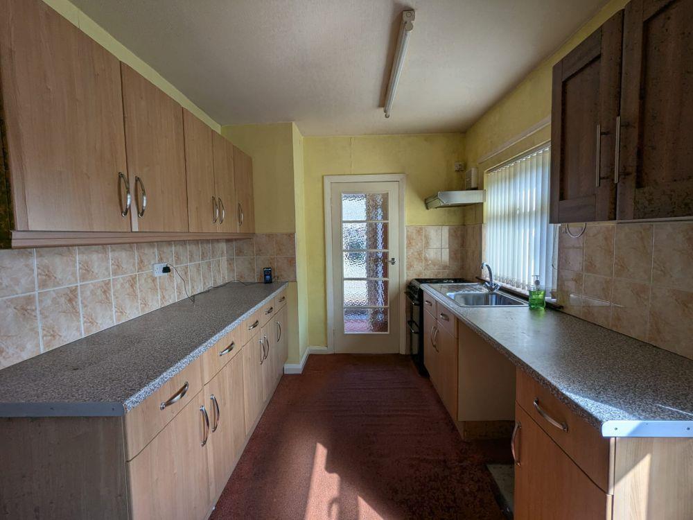 Additional property image - 67, Speeton Avenue Bradford, BD7 4NQ