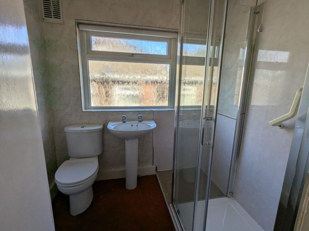 Additional property image - 67, Speeton Avenue Bradford, BD7 4NQ