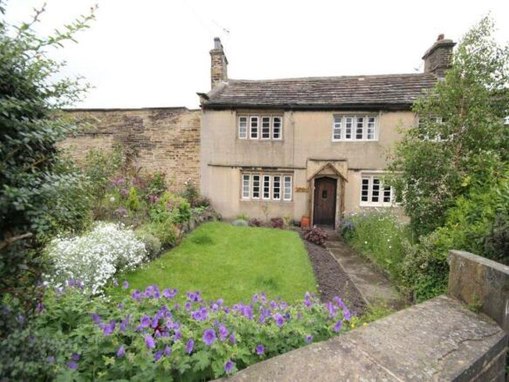 Main image of property: 40, Westfield Lane Idle, Bradford, BD10 8PY