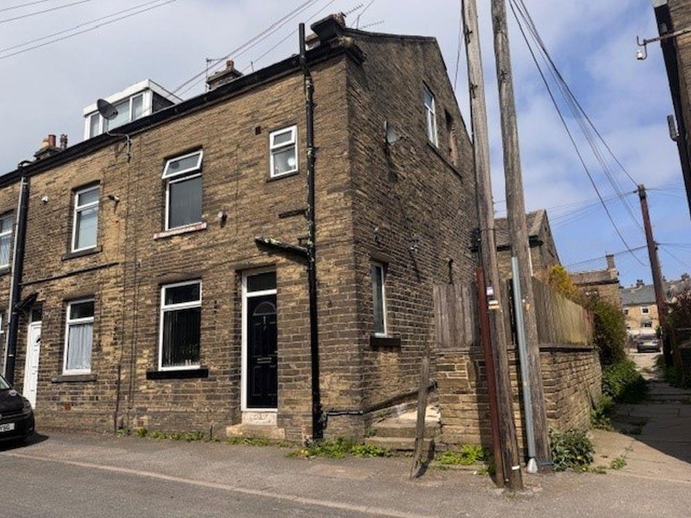 Main image of property: 9, Brunswick Street Queensbury, Bradford, BD13 1AW
