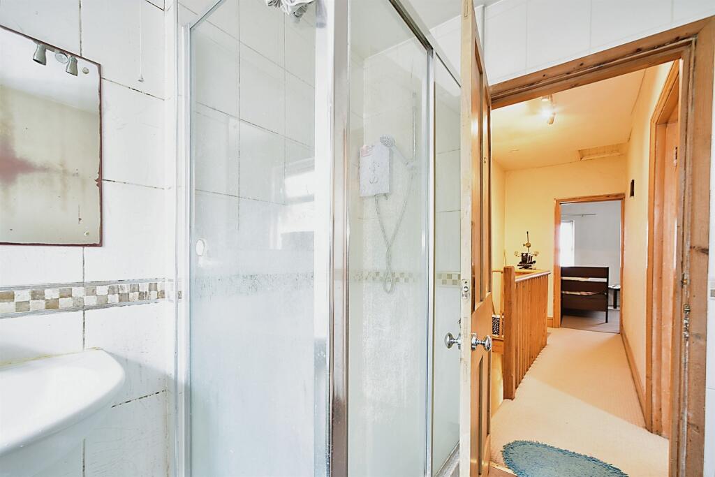 2 bedroom terraced house for sale in Westcott Place, Swindon, SN1