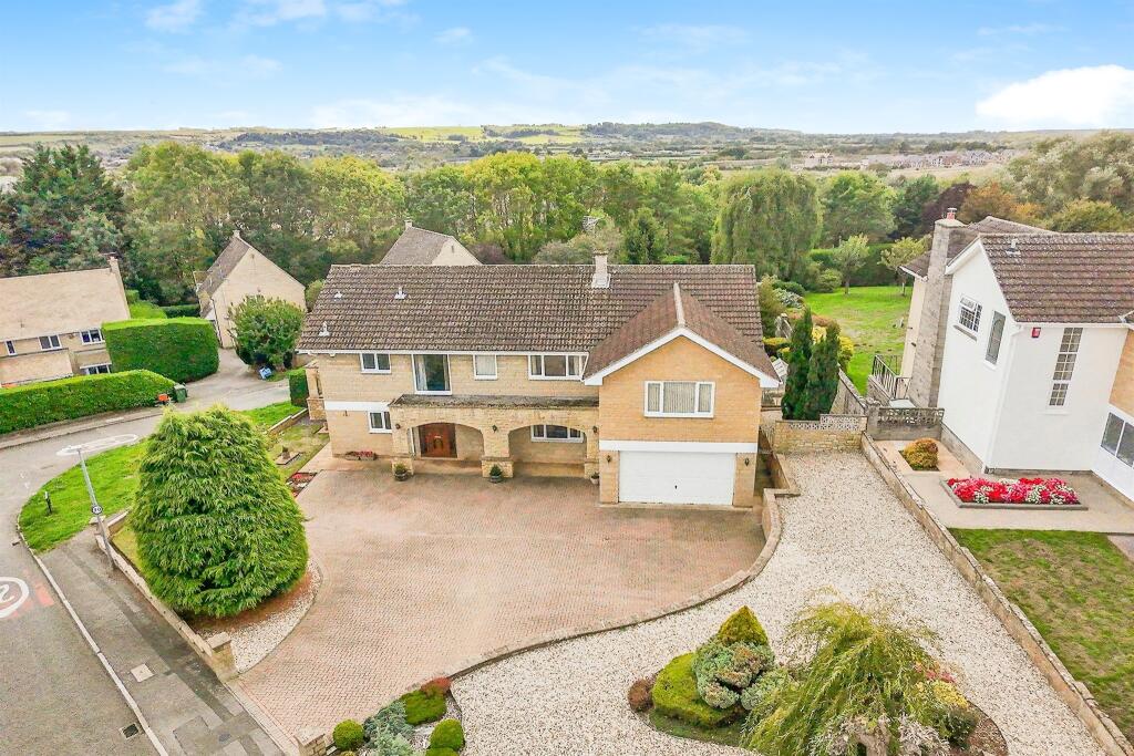 Main image of property: Field Rise, Swindon