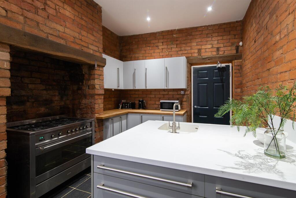 Main image of property: Curzon Street, Derby