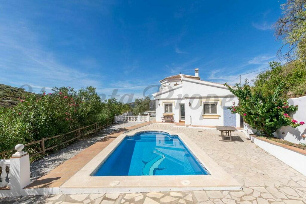 4 bedroom villa for sale in Cómpeta, Málaga, Andalusia, Spain