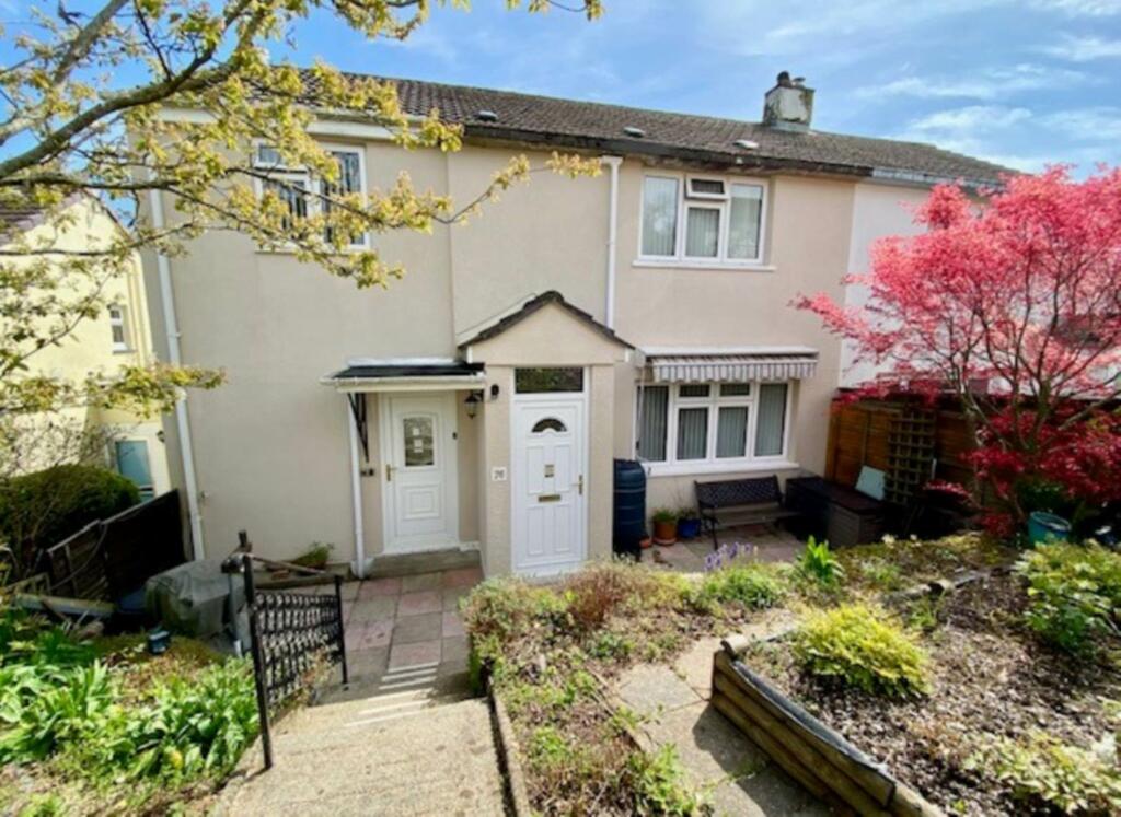 4 bedroom semidetached house for sale in Barn Park, Buckfastleigh, TQ11