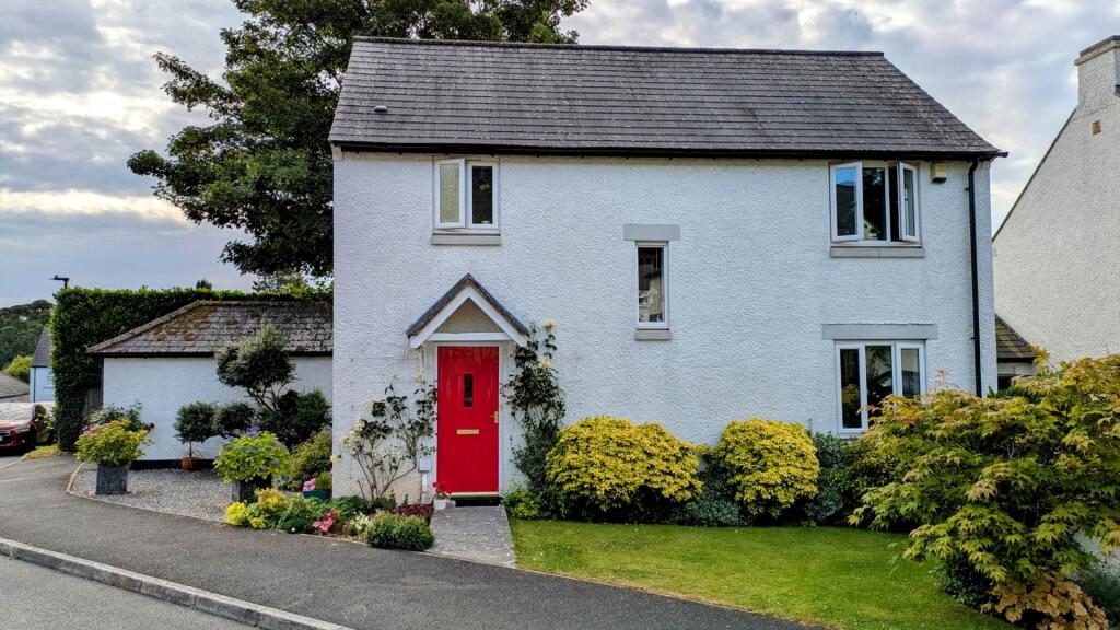Main image of property: Miners Close, Ashburton