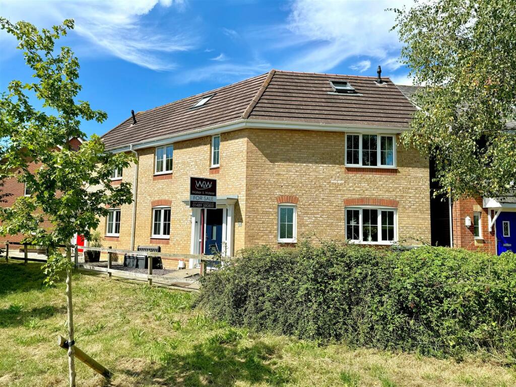 Main image of property: Thyme Avenue, Whiteley