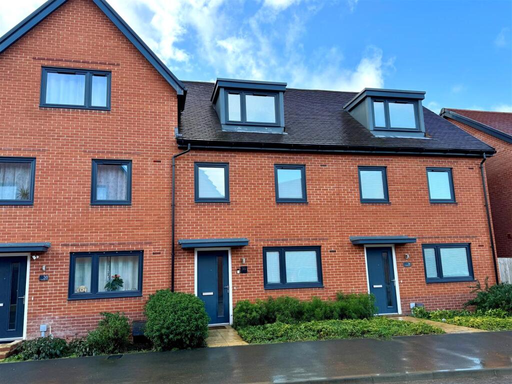 Main image of property: Curbridge Way, Curbridge