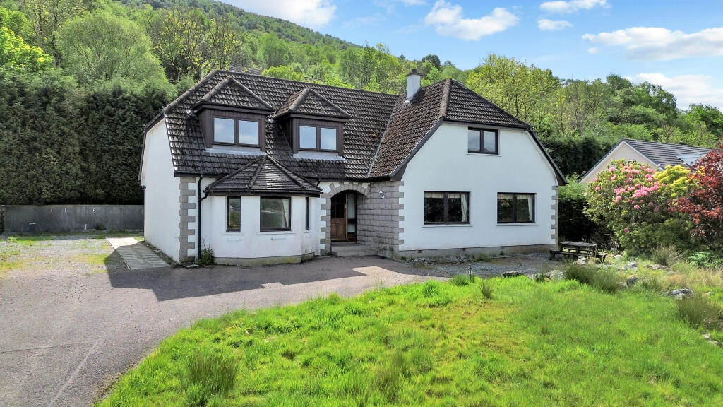 Main image of property: Achintore Road, FORT WILLIAM, PH33 6RW