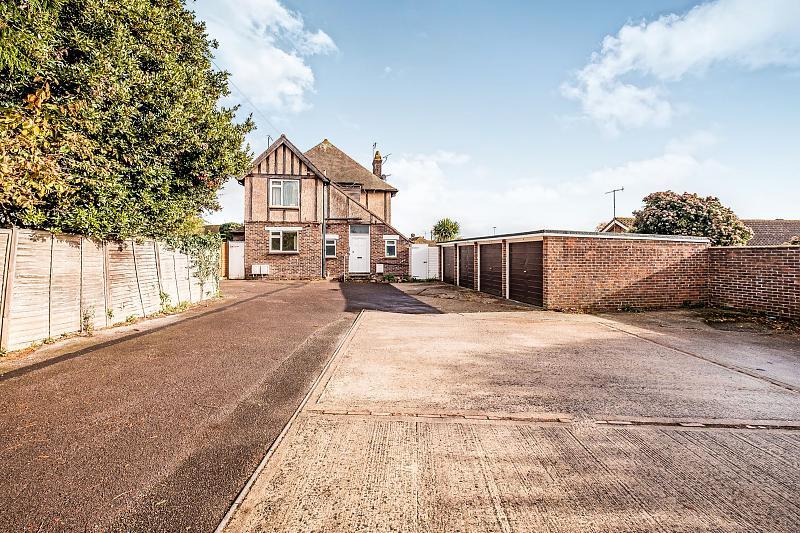 Additional image 7 of Treharne Close