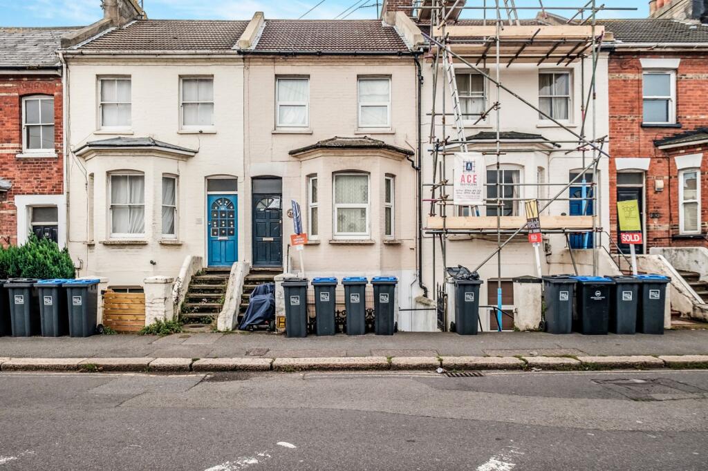 Main image of property: Newland Road