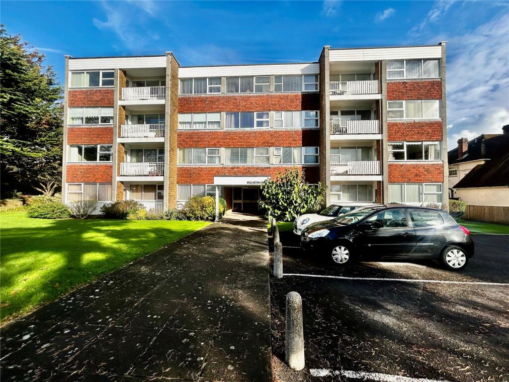 Main image of property: Wellington Court, Grand Avenue, BN11