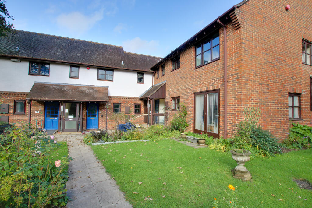 1 bedroom retirement property for sale in In The Heart Of