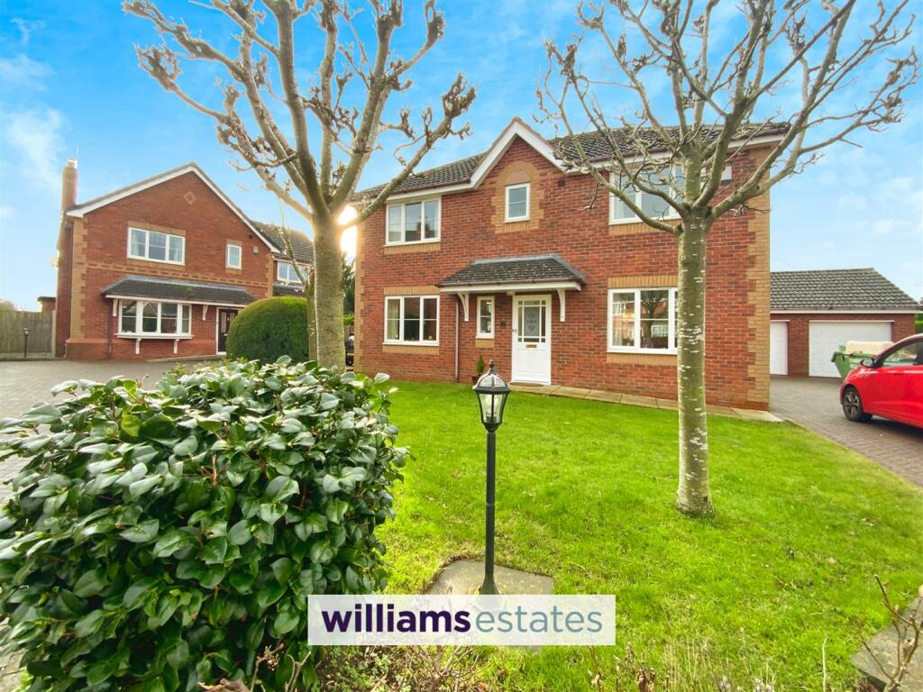 3 bedroom detached house for sale in Cae Glas, Sychdyn, CH7