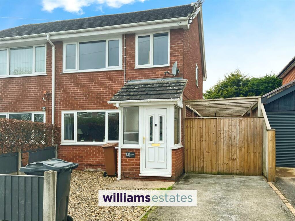 3 bedroom house for sale in Sycamore Drive, Leeswood, Mold, CH7