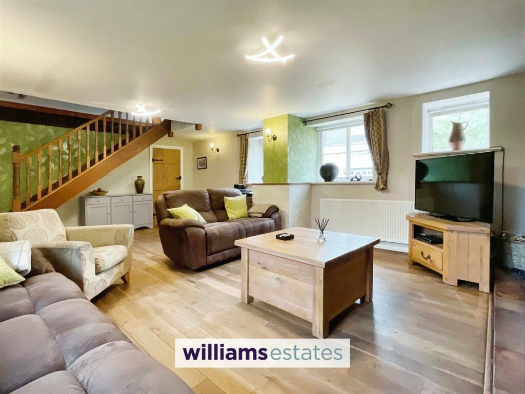 Additional property image - Ffordd Y Gilrhos, Treuddyn