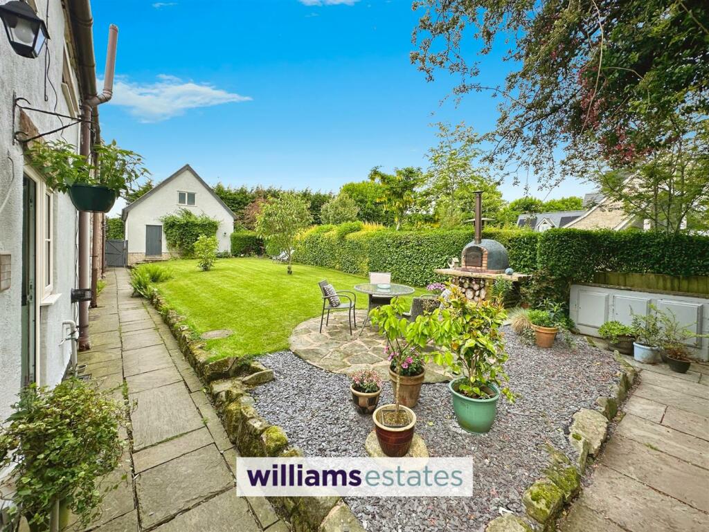 Additional property image - Ffordd Y Gilrhos, Treuddyn