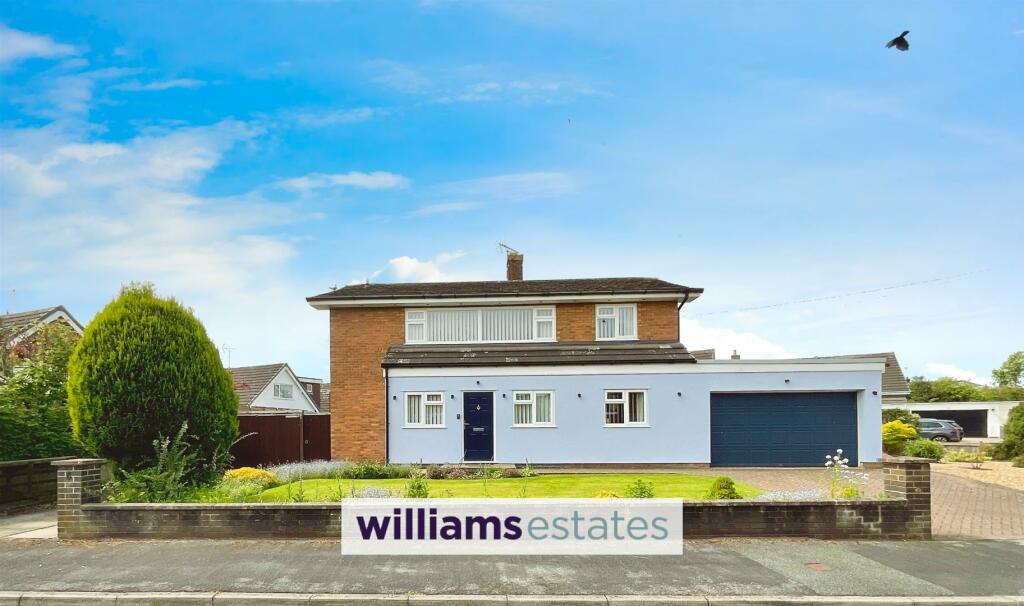 4 bedroom house for sale in Ffordd Argoed, Mold, CH7