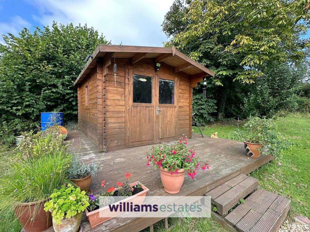 Additional property image - Lixwm, Holywell
