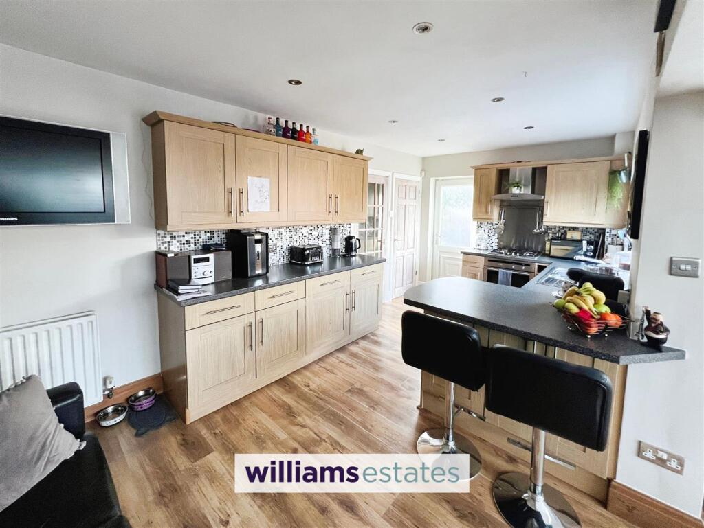 Additional property image - Parc Hendy, Mold