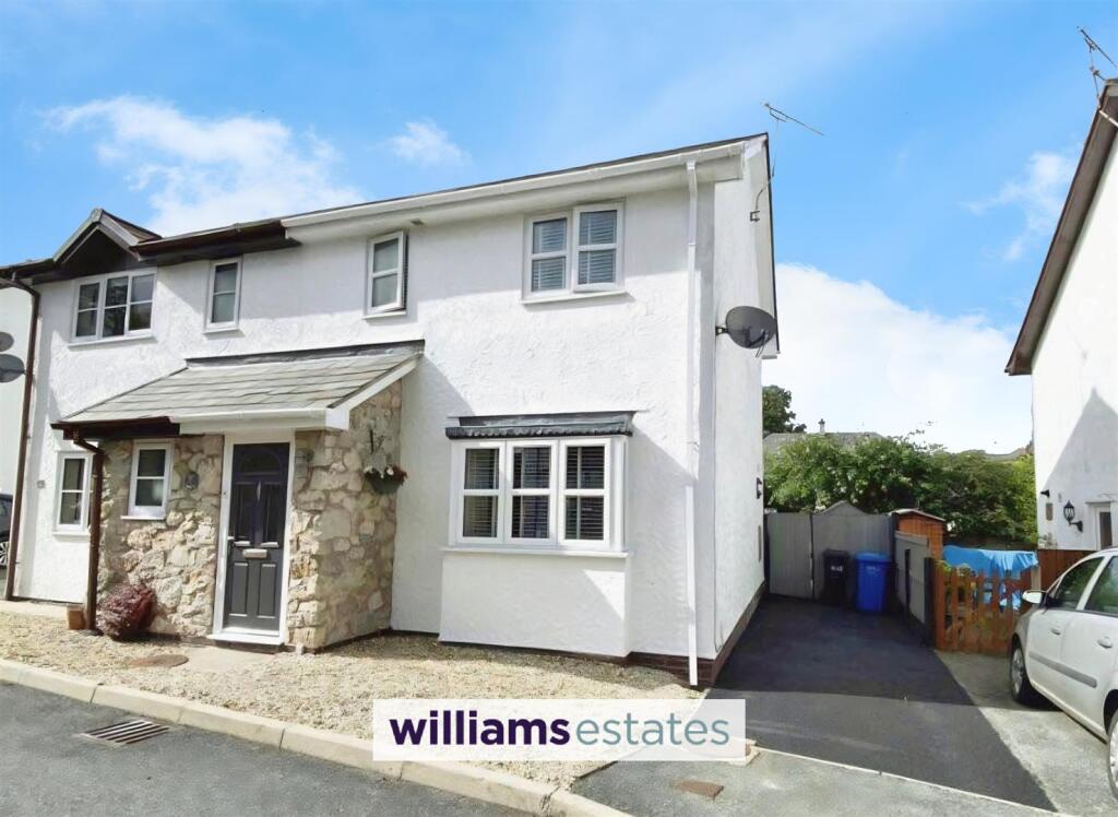 Main image of property: Cae Derwen, Llanferres, Mold