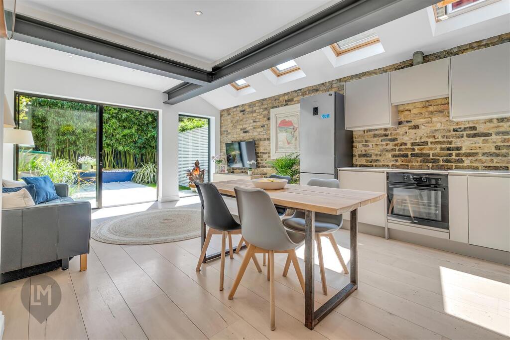 Main image of property: Camborne Road, London