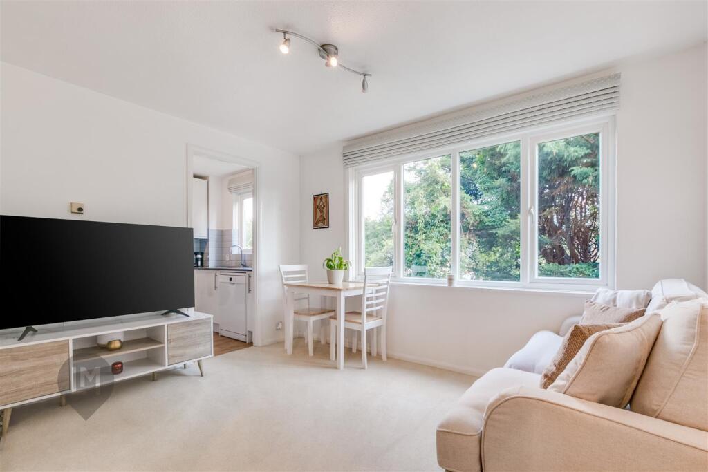 Main image of property: Crowthorne Close, London