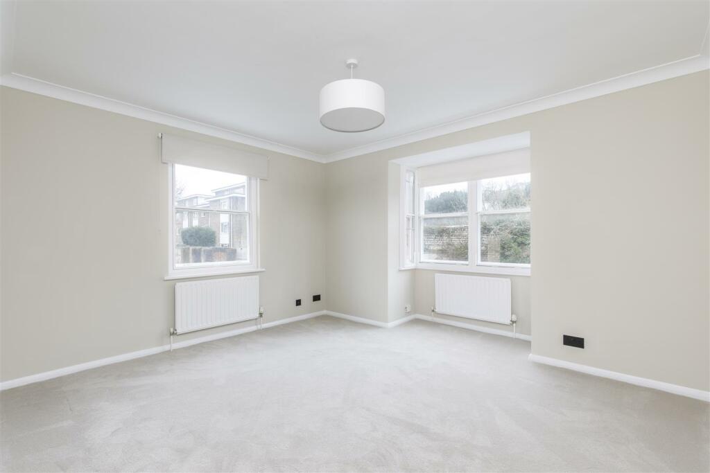 2 bedroom flat for sale in Preston Road, Brighton, BN1