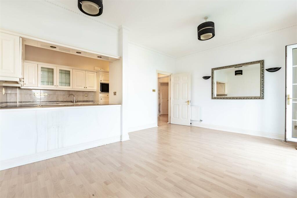 Additional property image - The Strand, Brighton