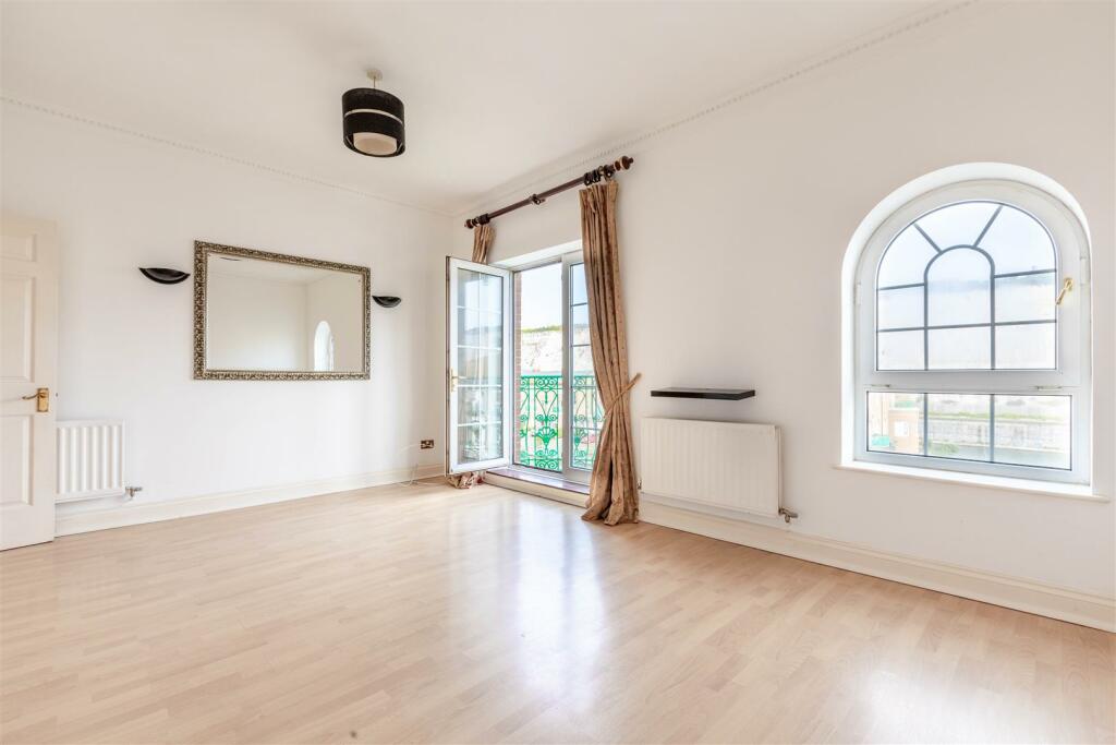 Additional property image - The Strand, Brighton